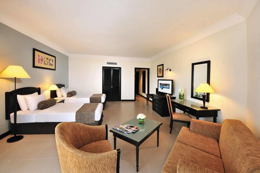 Sand & Sandals Desaru Beach Resort & Spa Стая снимка Deluxe Room